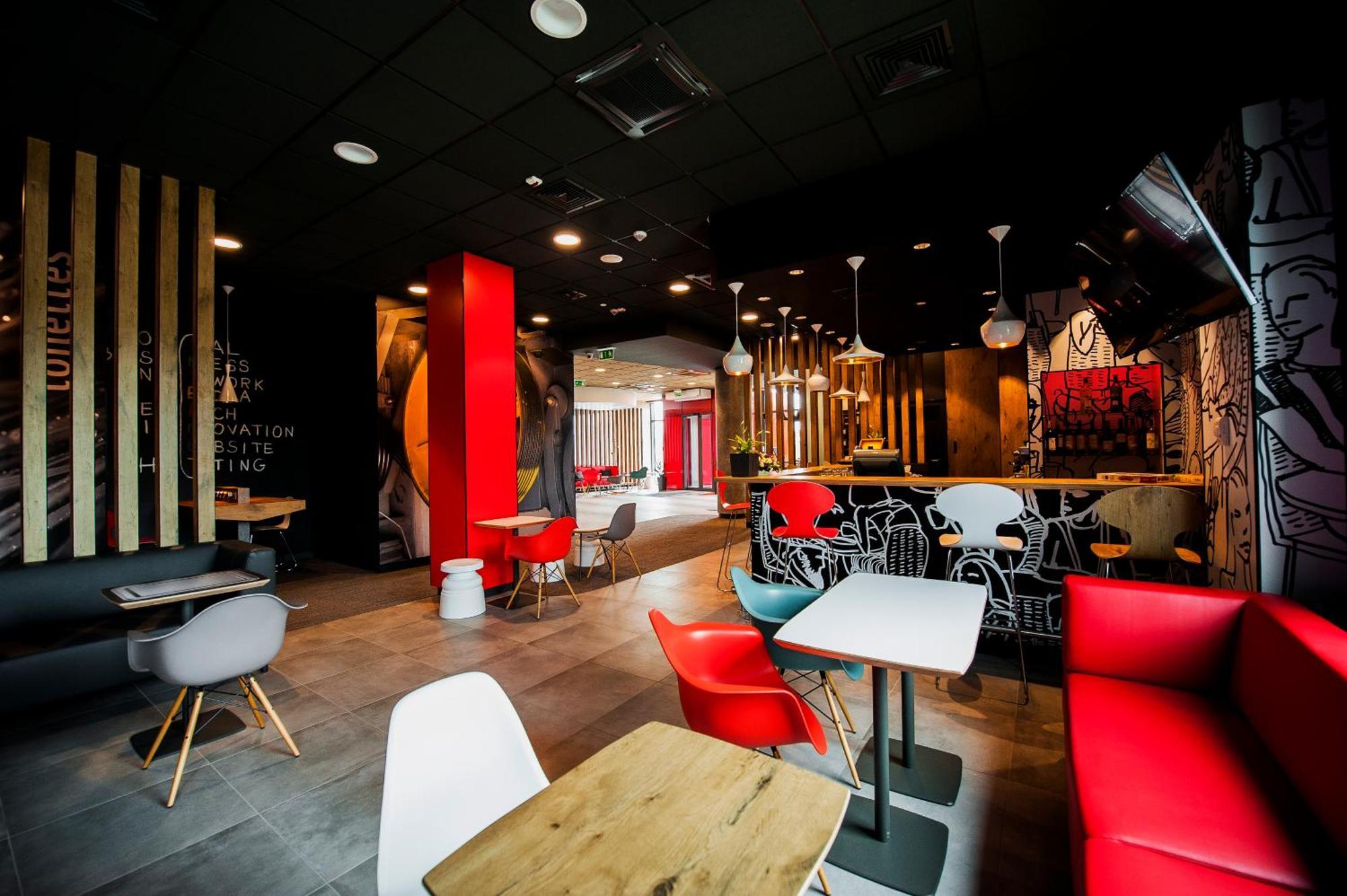فندق Ibis Poznan Polnoc سوخو لاس المظهر الخارجي الصورة