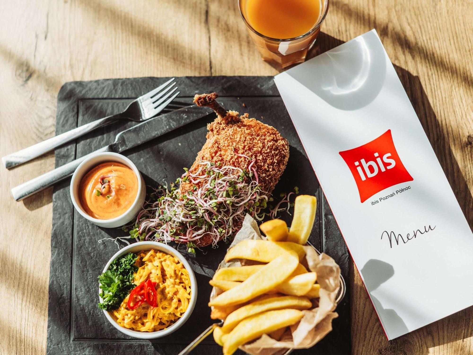 فندق Ibis Poznan Polnoc سوخو لاس المظهر الخارجي الصورة