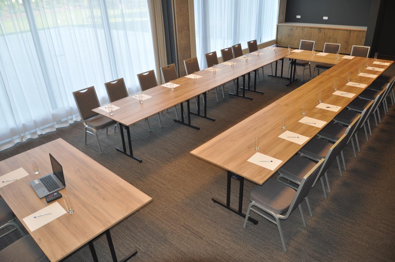 فندق Ibis Poznan Polnoc سوخو لاس المظهر الخارجي الصورة